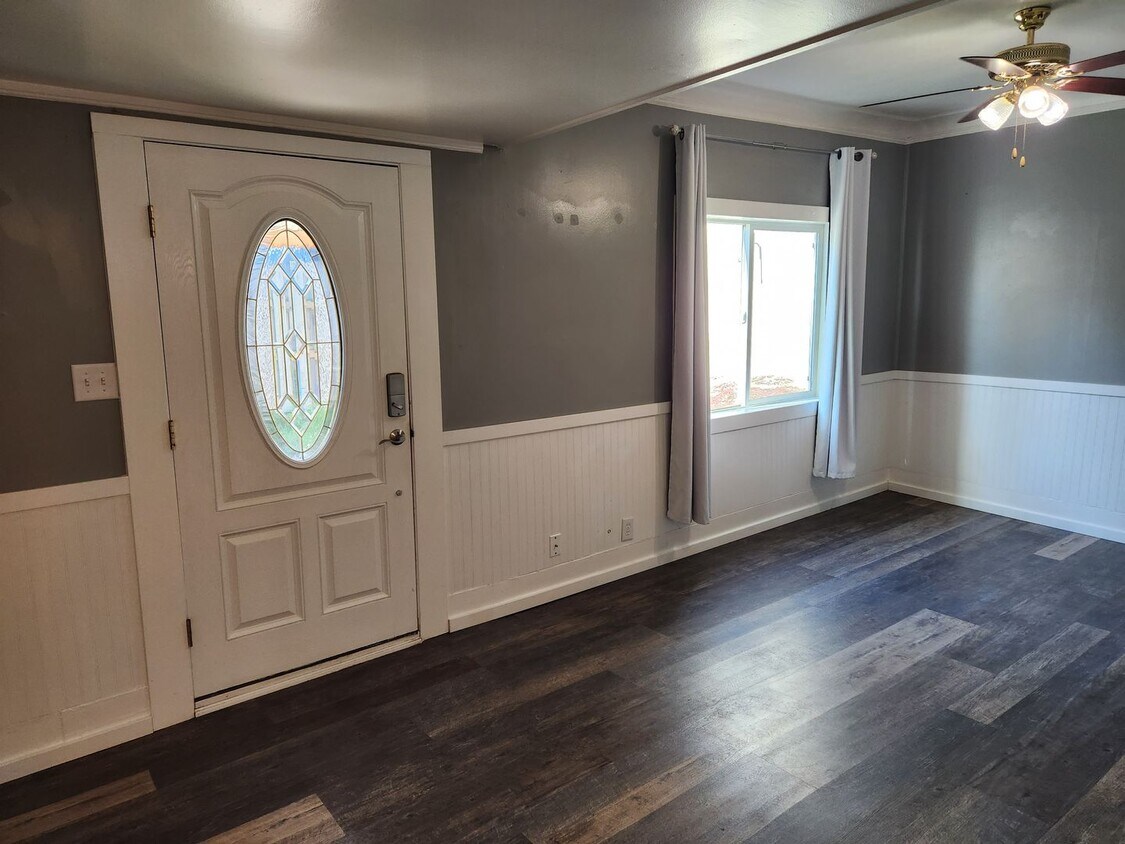 Foto principal - 920 Highland Ave