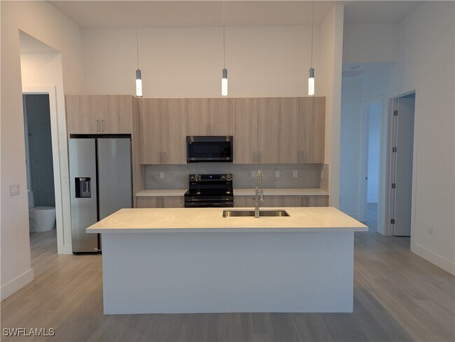 Foto del edificio - 1227 NW 40th Pl