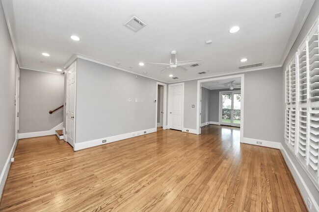 Foto del edificio - 12790 Yorkstone Dr