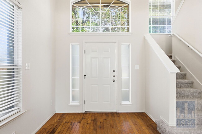 Foto del edificio - 10520 Fosseway Dr