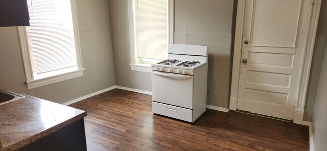 Foto del edificio - 4643 Louisiana Ave