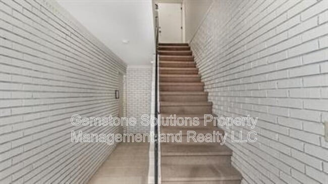 Building Photo - 103 Confederate Dr
