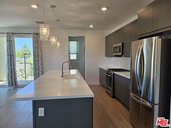 Foto del edificio - 27010 Tanager Ln