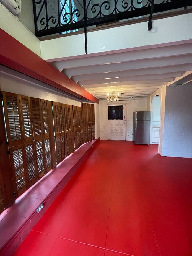 Foto del edificio - 840 E Brown Ave