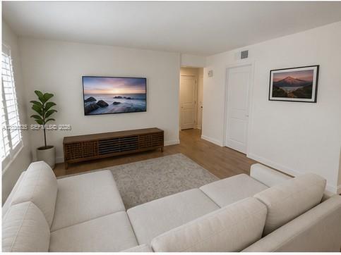 Foto del edificio - 7880 SW 55th Ave