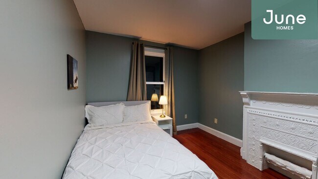 Building Photo - ROOM ONLY in 7-bed/2.0-bath Home