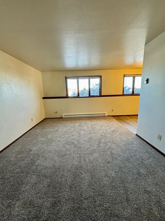 Foto del edificio - 744 Darby St