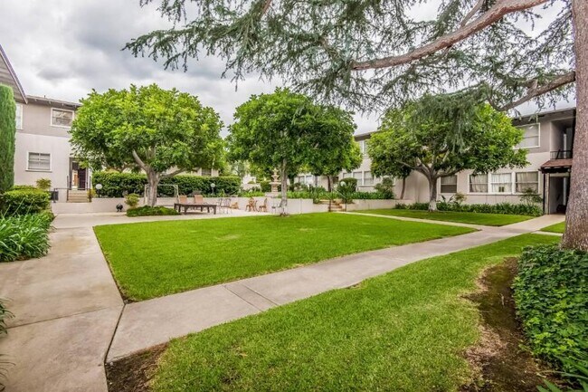Foto del edificio - 2.0 bedroom in Monrovia California 91016