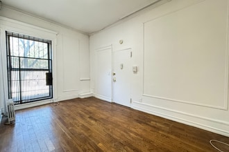 Building Photo - 2 W 130th St