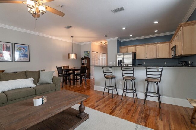 Foto del edificio - 415 St Francis St