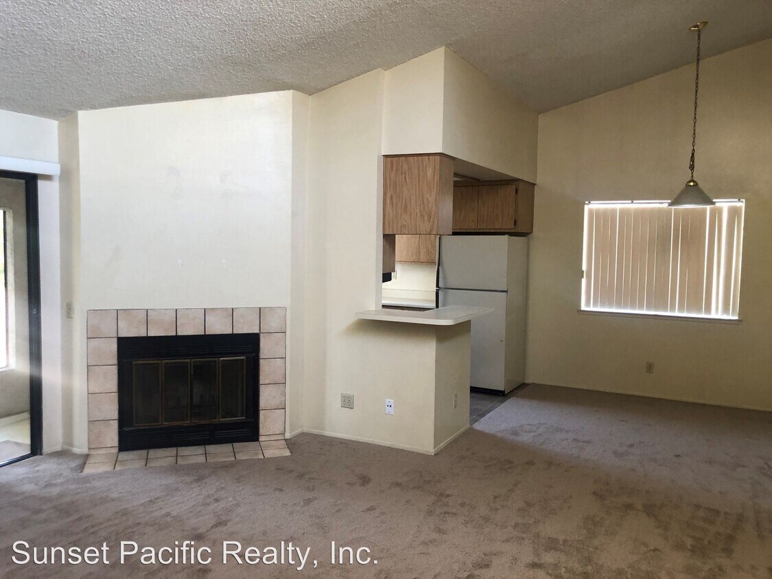 Foto principal - 9859 Dale Ave