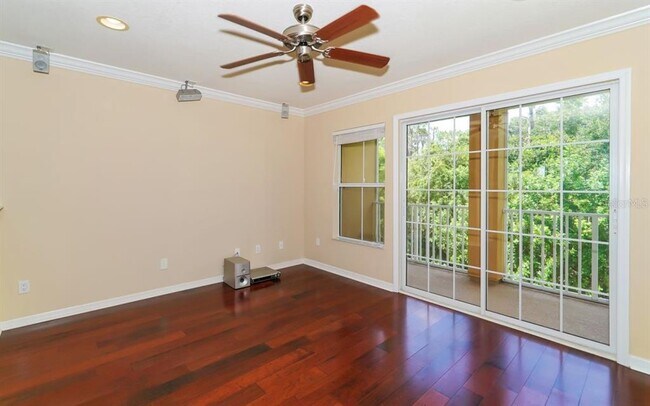 Foto del edificio - 7339 Black Walnut Way
