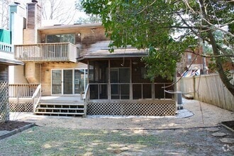 Building Photo - 220 81st St