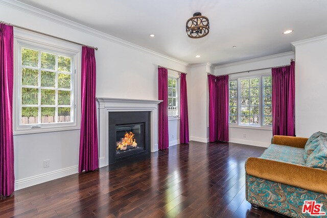 Foto del edificio - 534 N Martel Ave