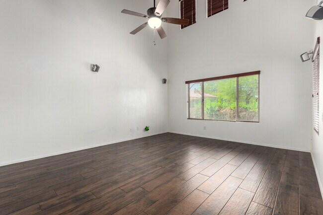 Foto del edificio - 16306 N 73rd Dr