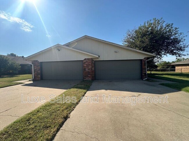 Foto del edificio - 8310 NW 7th St