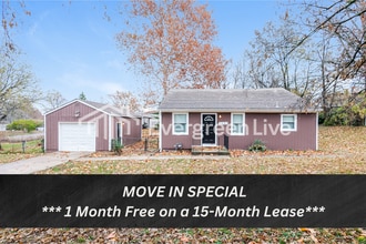 Building Photo - 5247 Laurel Ave