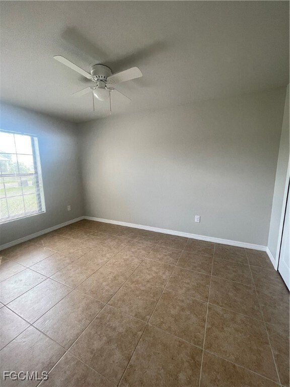 Foto del edificio - 1020 NE 8th Pl
