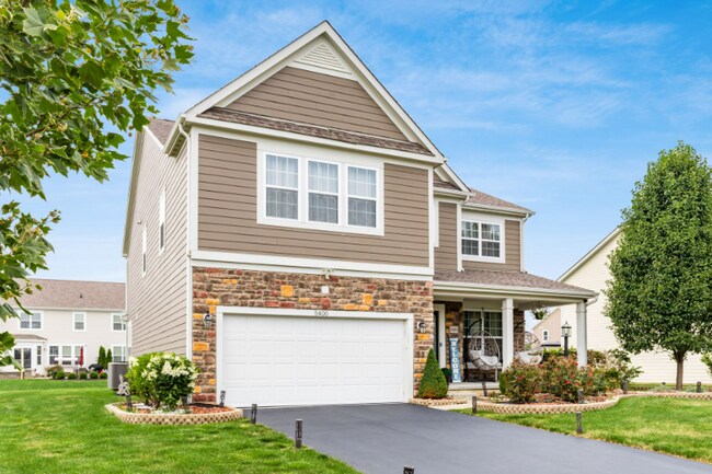 Building Photo - 5400 Shawbury Ln
