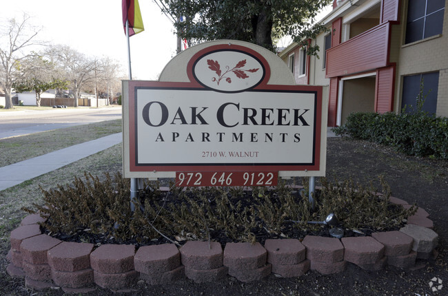 Oak Creek Apartments Garland Tx