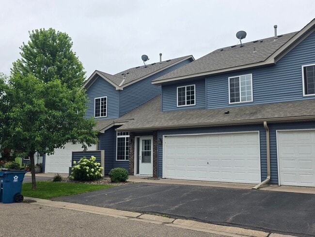 Building Photo - 2 BEDROOM UNIT WITH TWO CAR GARAGE – AVAIL...