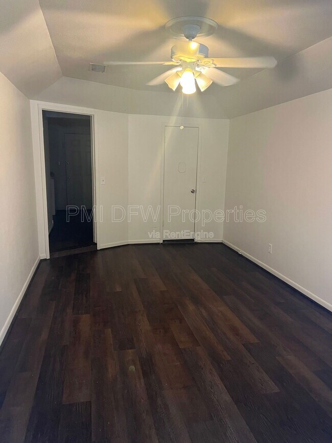 Photo - 1664 Fagan Dr House