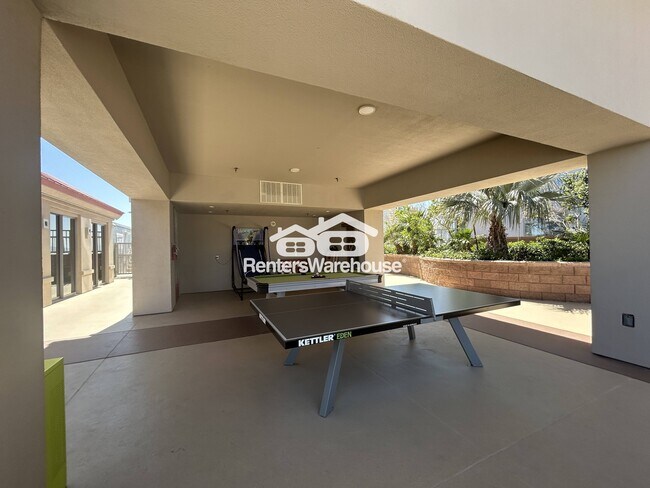 Building Photo - 200 W Sahara Ave