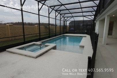 Foto del edificio - 3800 Sonoma Blvd