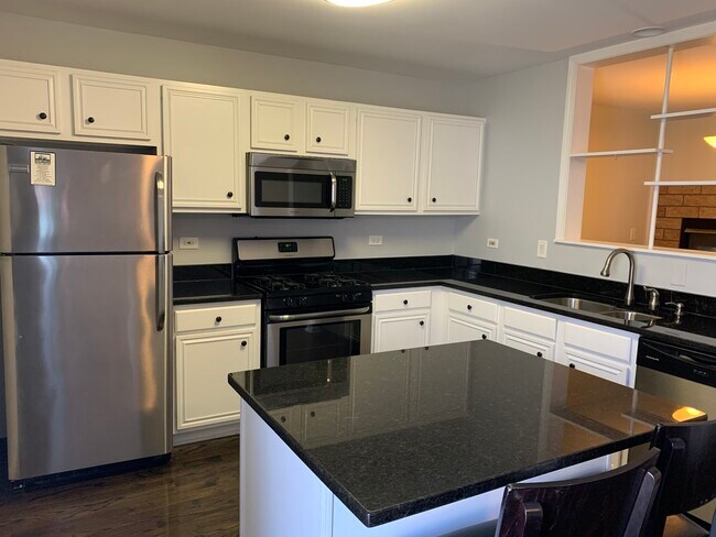 Foto del edificio - 282 Holiday Ln