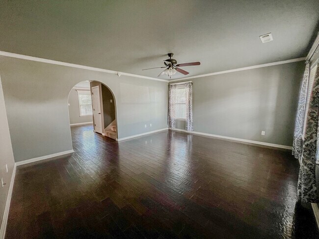 Building Photo - 74 Earnhardt Cir