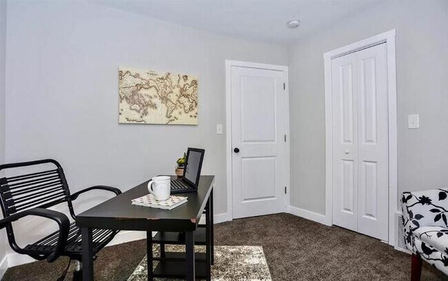 Foto del edificio - 4002 Raymond Avenue, Brookfield, IL, 60513