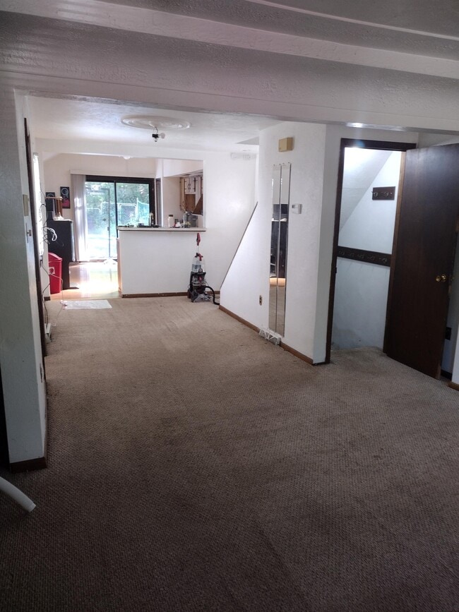 Foto del edificio - 630 Church St Ext