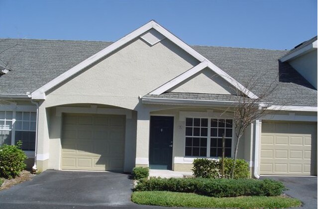 Building Photo - Ready Now 2/2 with garage