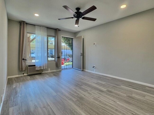 Building Photo - Charming 1 bedroom in Mission Valley!