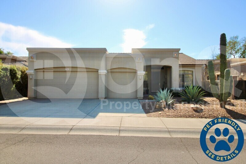 Primary Photo - 7521 E Santa Catalina Dr