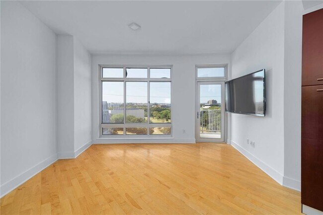 Foto del edificio - 603 Davis St