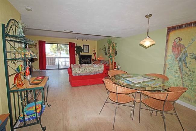 Foto del edificio - 2289 Surf Rd