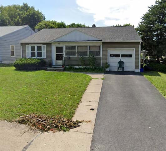 Primary Photo - 140 Genesee Park Dr