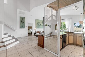 Building Photo - 2650 Fairway Cove Ct
