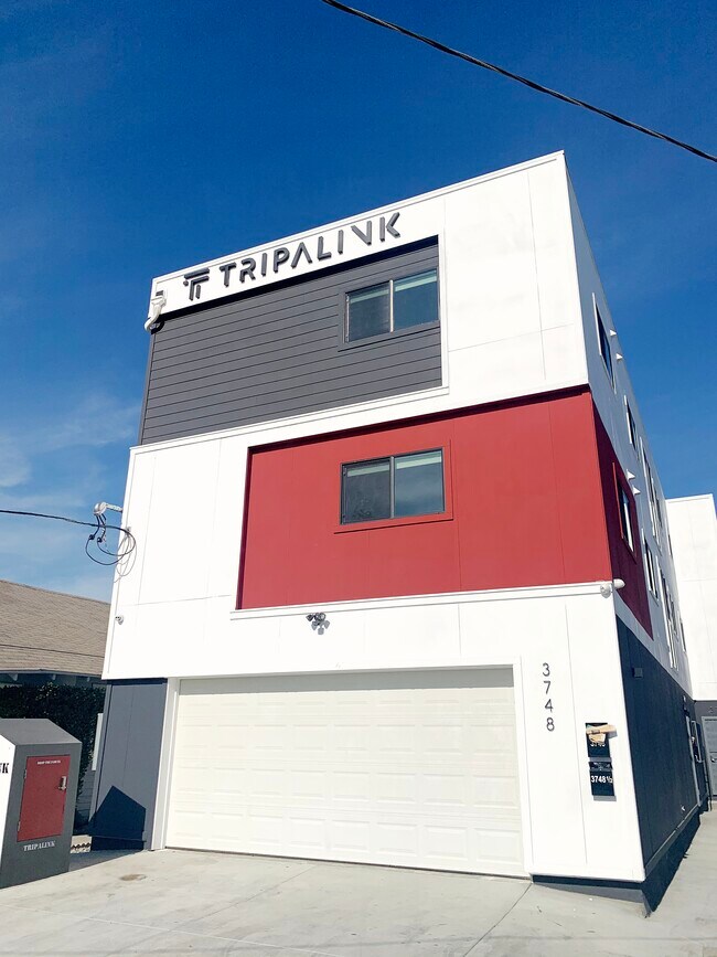 Building Photo - 3748 Dalton Ave