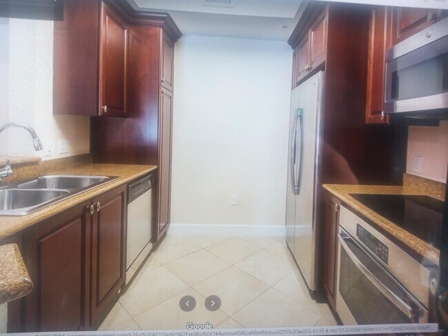 Foto del edificio - 1690 Renaissance Commons Blvd