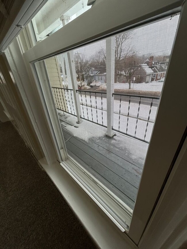 Building Photo - 401 Hannibal St