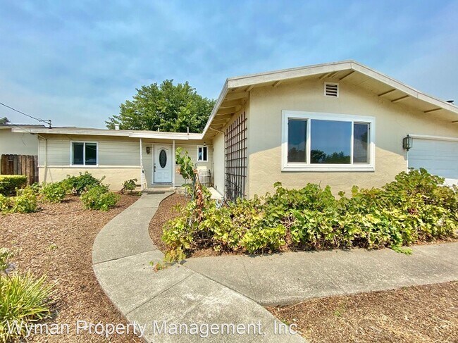 Building Photo - 3 br, 2 bath House - 810 Laguna Avenue
