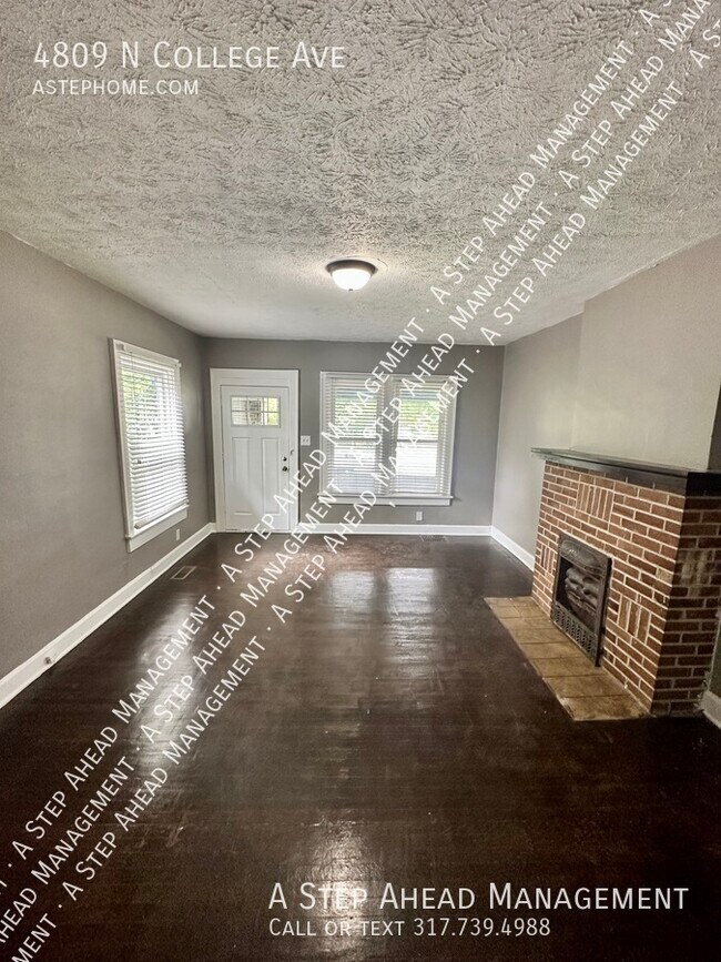 Foto del edificio - 4809 N College- 3 Bed/1.5 Duplex