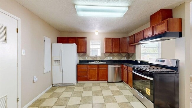 Building Photo - 1724 Boardwalk Ct