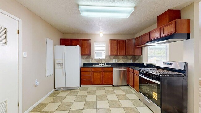 Foto del edificio - 1724 Boardwalk Ct