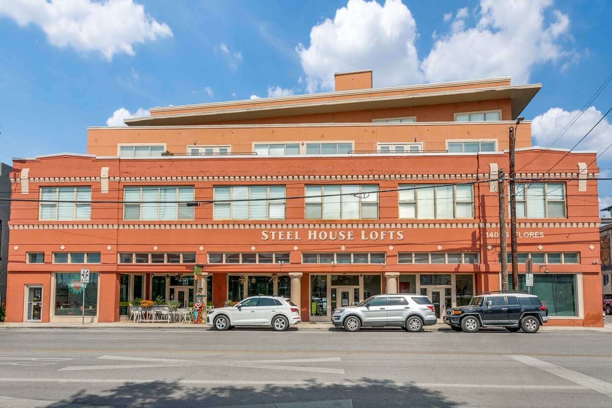 1 Bedroom/1 Bath Condo Steele House Lofts - 1 Bedroom/1 Bath Condo Steele House Lofts