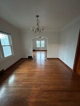 Building Photo - 1415 Vinton St