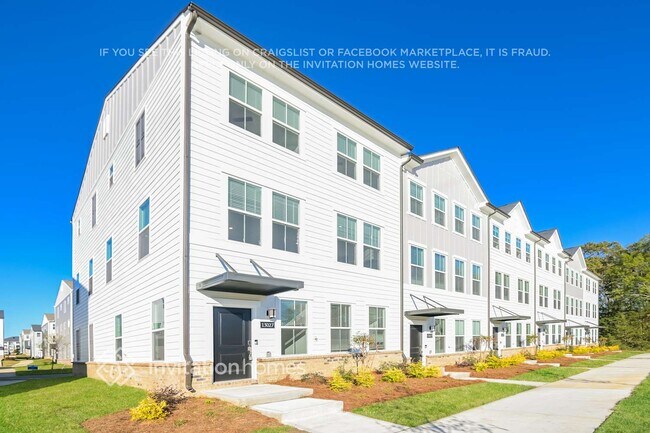 Building Photo - 13027 Western Ln