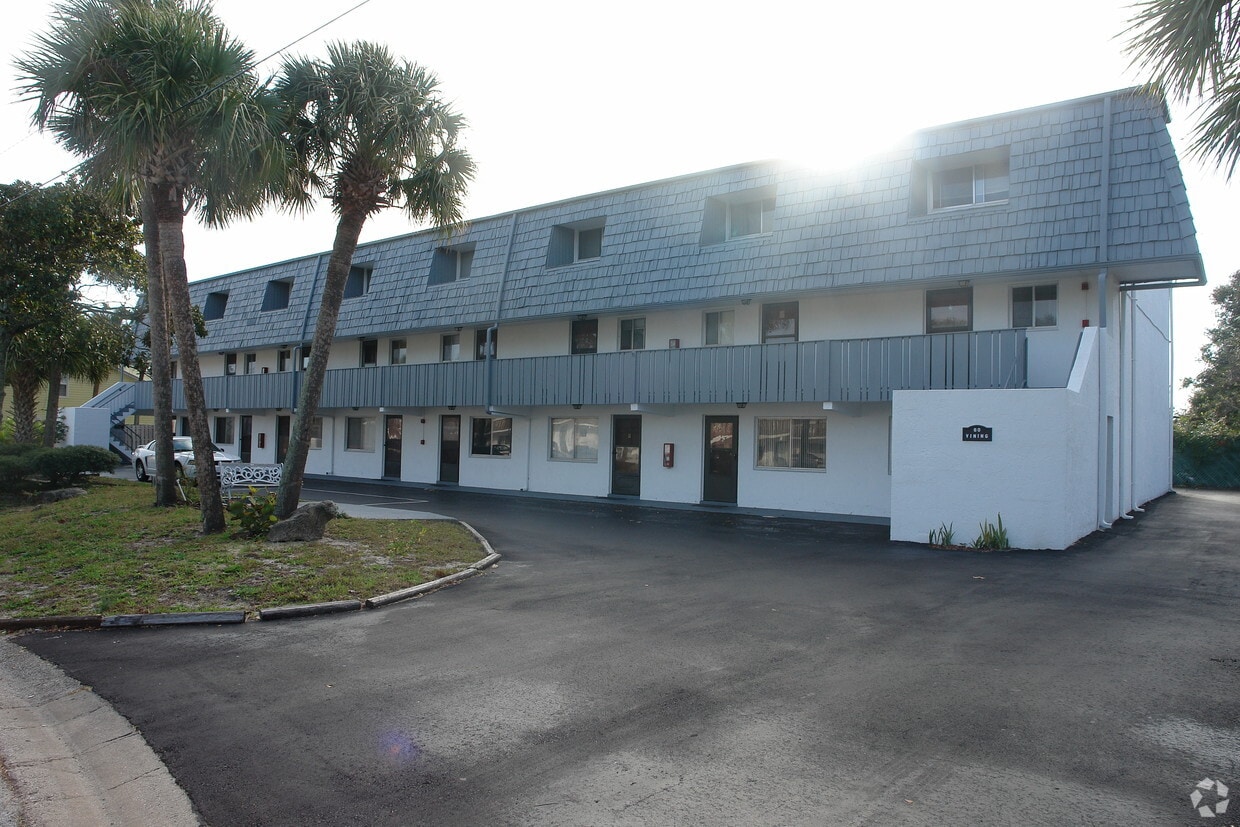 60 Vining Ct, Ormond Beach, FL 32176 Apartments in Ormond Beach, FL